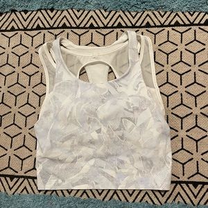 Lululemon white crop top!!